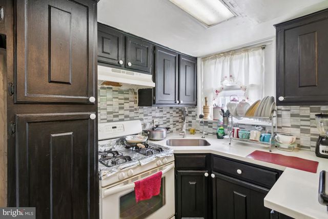 603 RARITAN ST, Camden, NJ 08105