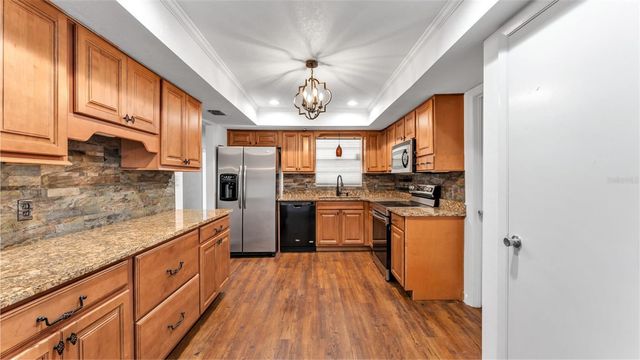 553 VILLA VISTA BOULEVARD, Lakeland, FL 33813