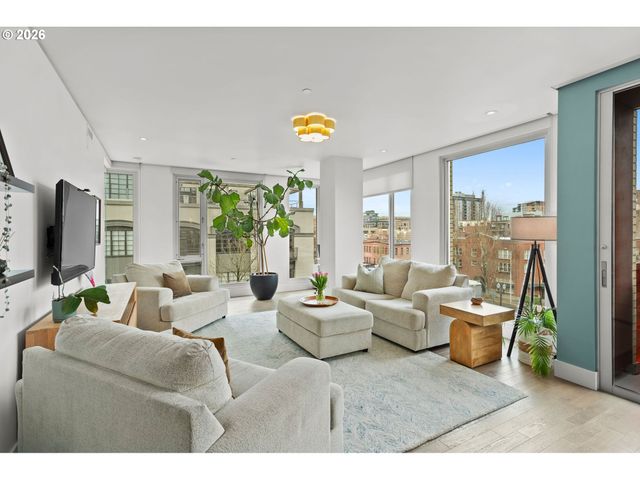 937 Nw GLISAN St 430, Portland, OR 97209