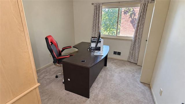 12836 Saint Andrews Drive, Kansas City, MO 64145