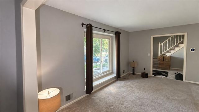 12836 Saint Andrews Drive, Kansas City, MO 64145
