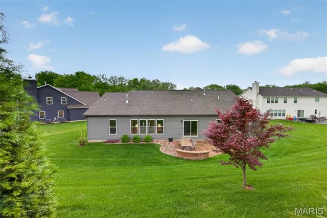 2 Kandahar Court, St Charles, MO 63303