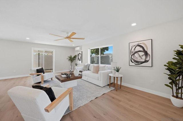 14212 Tobiasson Rd, Poway, CA 92064