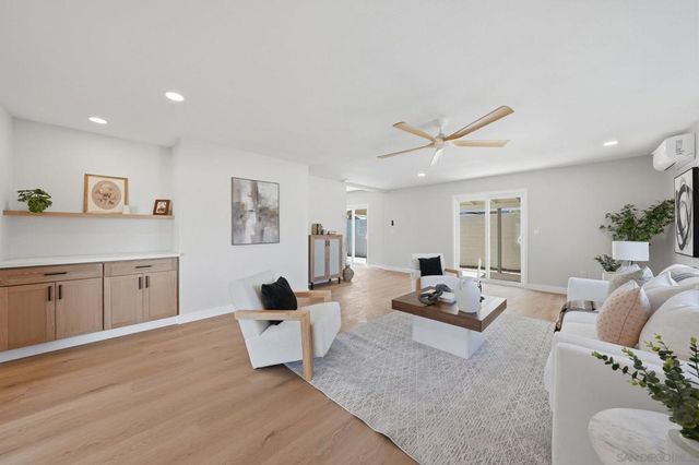 14212 Tobiasson Rd, Poway, CA 92064