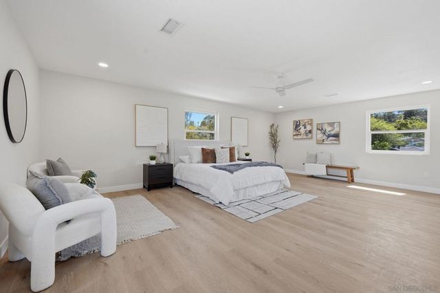14212 Tobiasson Rd, Poway, CA 92064