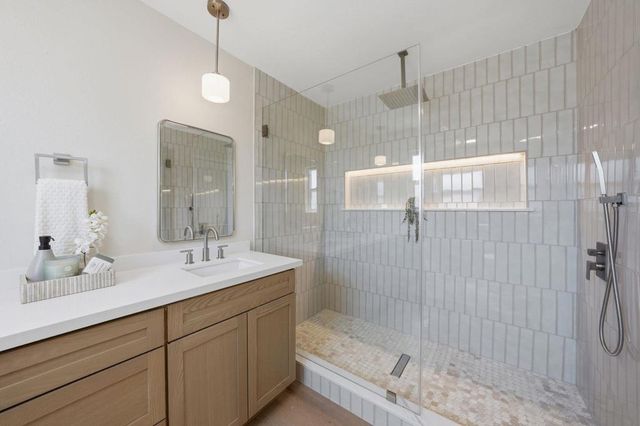 14212 Tobiasson Rd, Poway, CA 92064