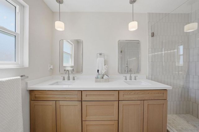 14212 Tobiasson Rd, Poway, CA 92064