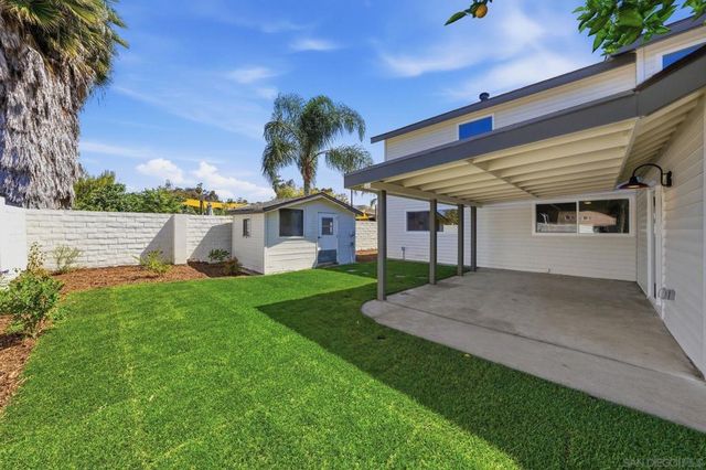 14212 Tobiasson Rd, Poway, CA 92064