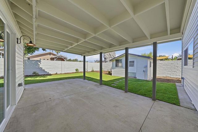 14212 Tobiasson Rd, Poway, CA 92064