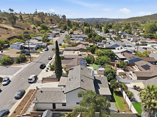 14212 Tobiasson Rd, Poway, CA 92064