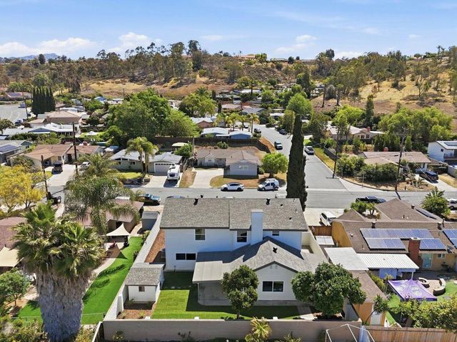 14212 Tobiasson Rd, Poway, CA 92064