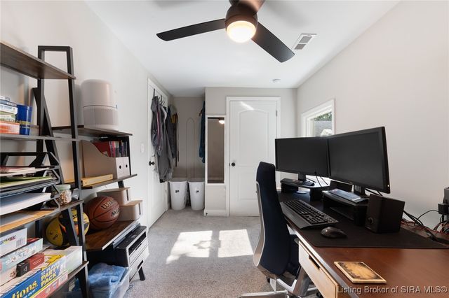 628 E Chestnut Street, Jeffersonville, IN 47130