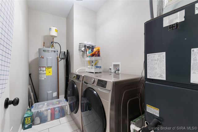 628 E Chestnut Street, Jeffersonville, IN 47130