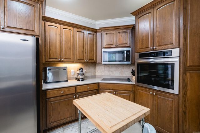1 Melrose Cove, Little Rock, AR 72212