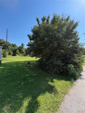 5501 Echo Valley Drive, House Springs, MO 63051