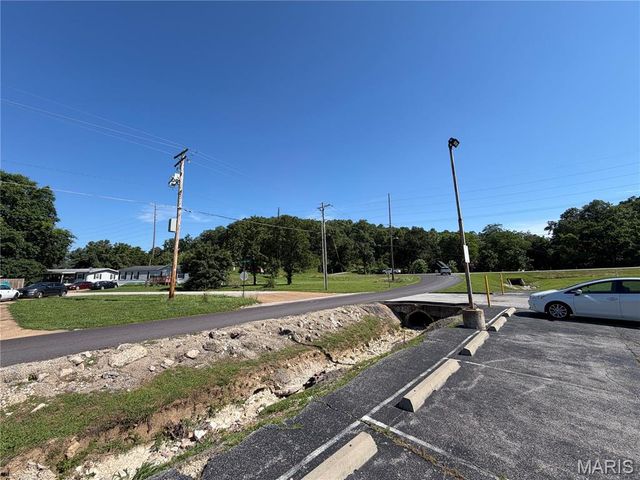 5501 Echo Valley Drive, House Springs, MO 63051
