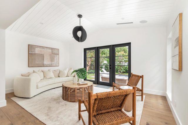 352 Palmetto Street, West Palm Beach, FL 33405