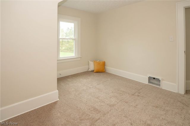 1250 Saint Michaels Avenue, Akron, OH 44320