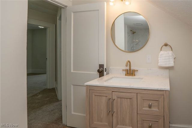 1250 Saint Michaels Avenue, Akron, OH 44320