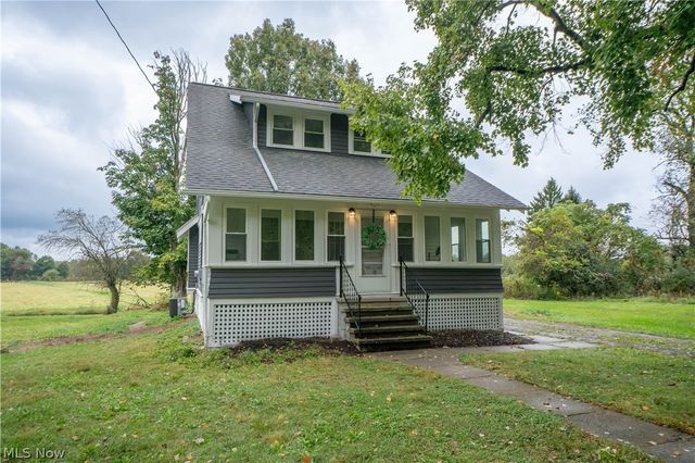 1250 Saint Michaels Avenue, Akron, OH 44320