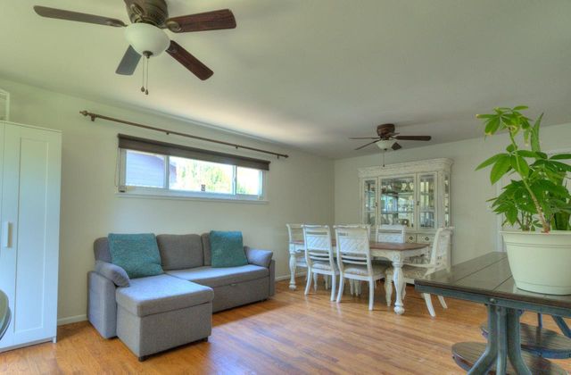 2252 W Benjamin Holt Dr, Stockton, CA 95207