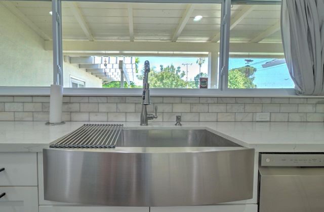 2252 W Benjamin Holt Dr, Stockton, CA 95207