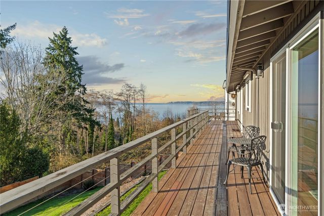 29603 1st Avenue S, Federal Way, WA 98003