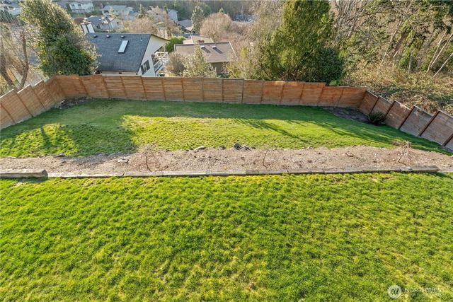 29603 1st Avenue S, Federal Way, WA 98003