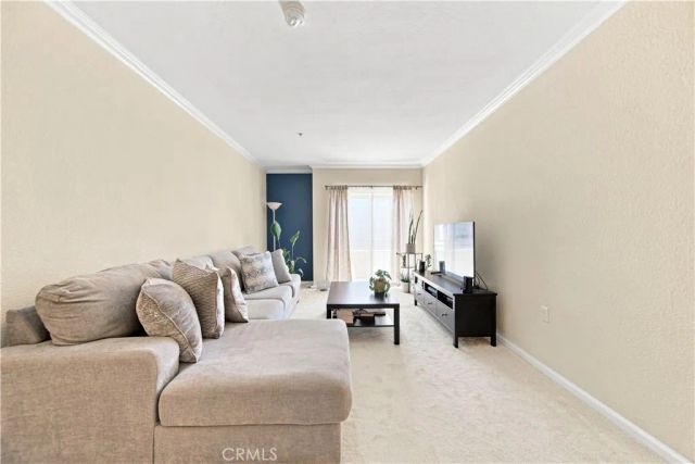 838 Pine 515, Long Beach, CA 90813