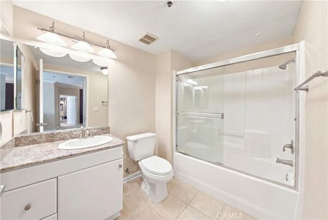 838 Pine 515, Long Beach, CA 90813