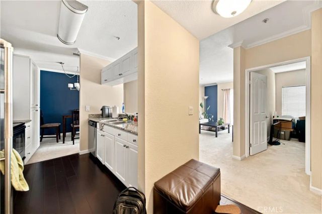 838 Pine 515, Long Beach, CA 90813
