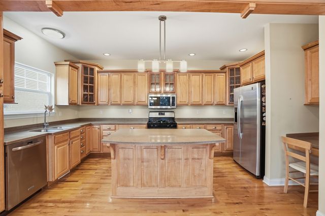 1812 Briam Drive, Valparaiso, IN 46383