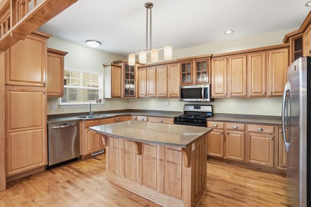 1812 Briam Drive, Valparaiso, IN 46383