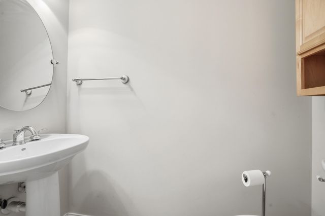 1812 Briam Drive, Valparaiso, IN 46383