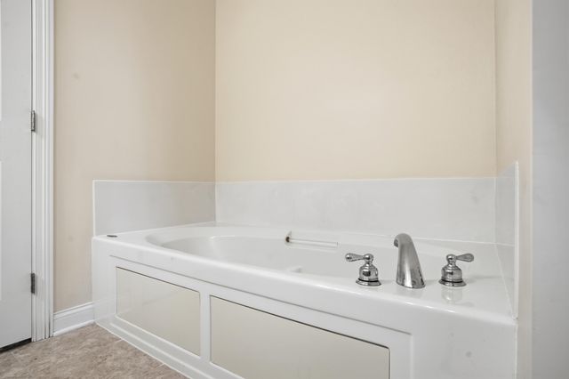 1812 Briam Drive, Valparaiso, IN 46383