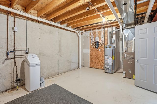 1812 Briam Drive, Valparaiso, IN 46383