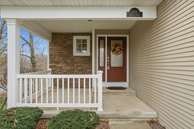 1812 Briam Drive, Valparaiso, IN 46383