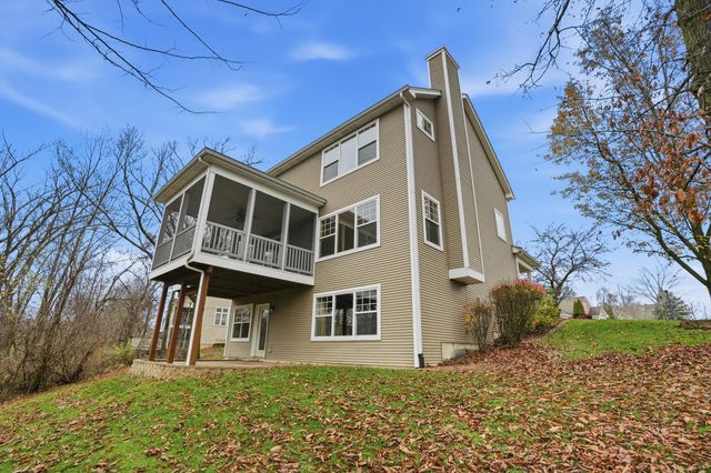 1812 Briam Drive, Valparaiso, IN 46383