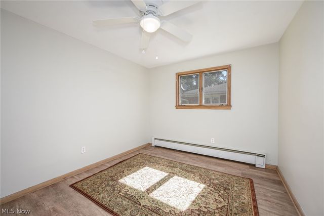 919 Robinson Avenue, Barberton, OH 44203