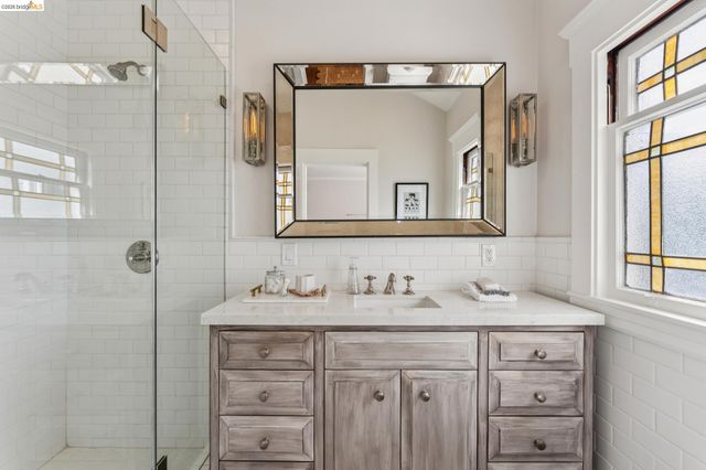 23 Monte Avenue, Piedmont, CA 94611