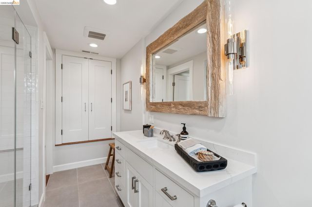 23 Monte Avenue, Piedmont, CA 94611