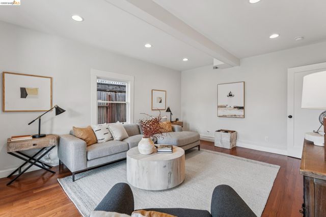 23 Monte Avenue, Piedmont, CA 94611