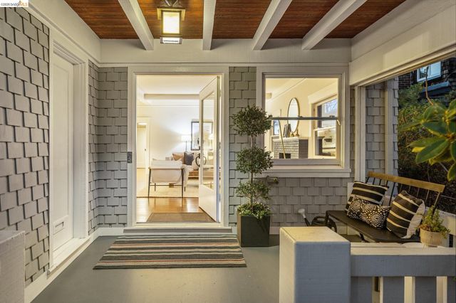 23 Monte Avenue, Piedmont, CA 94611