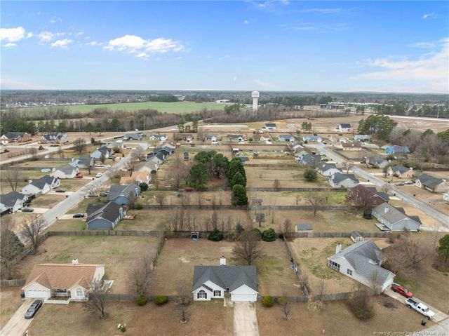 136 Chapel Hill Drive, Raeford, NC 28376