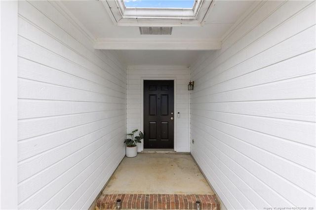 136 Chapel Hill Drive, Raeford, NC 28376