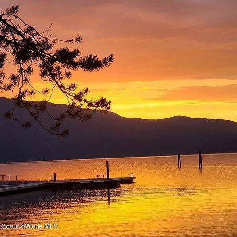 145 Cedar Dr, Bayview, ID 83803