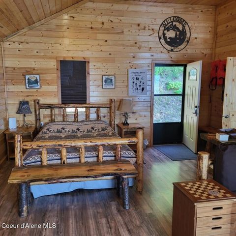 145 Cedar Dr, Bayview, ID 83803