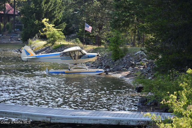 145 Cedar Dr, Bayview, ID 83803