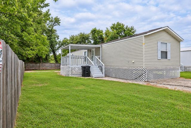 243 E Saint Charles 1 Drive, Crosby, TX 77532