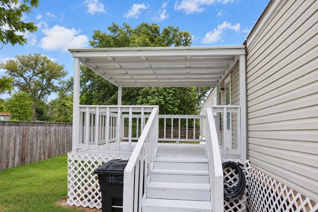 243 E Saint Charles 1 Drive, Crosby, TX 77532